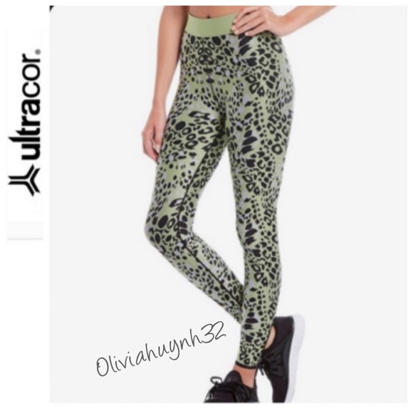 ultracor Pants - NWT COR designed by ultracor Leopard Star Legging